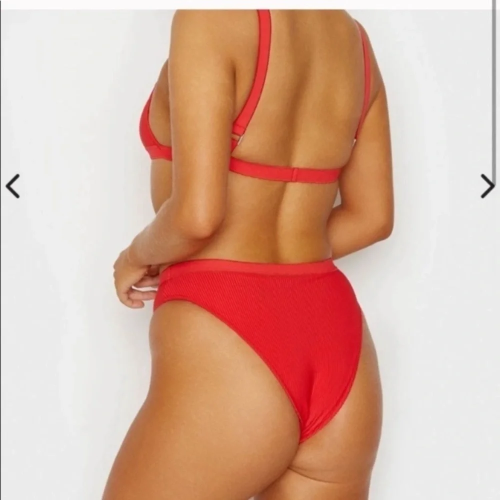 New! Frankie's Bikini Kasey top ribbed red 16171